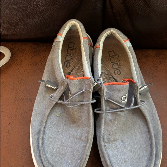 Boys Wally Free Hey Dude Shoes size 7 - Picture 1 of 4